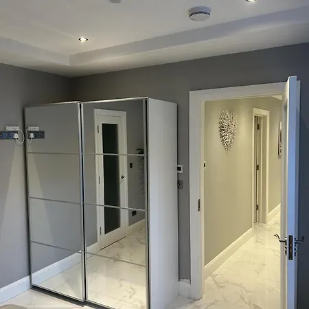 Croke Park 3-beds Sleeps 6 2 Min To Tram Stop Δουβλίνο