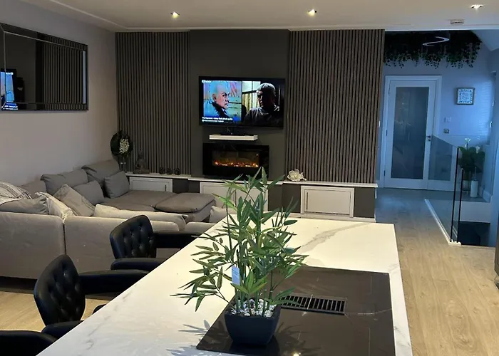 Croke Park 3-beds Sleeps 6 2 Min To Tram Stop *